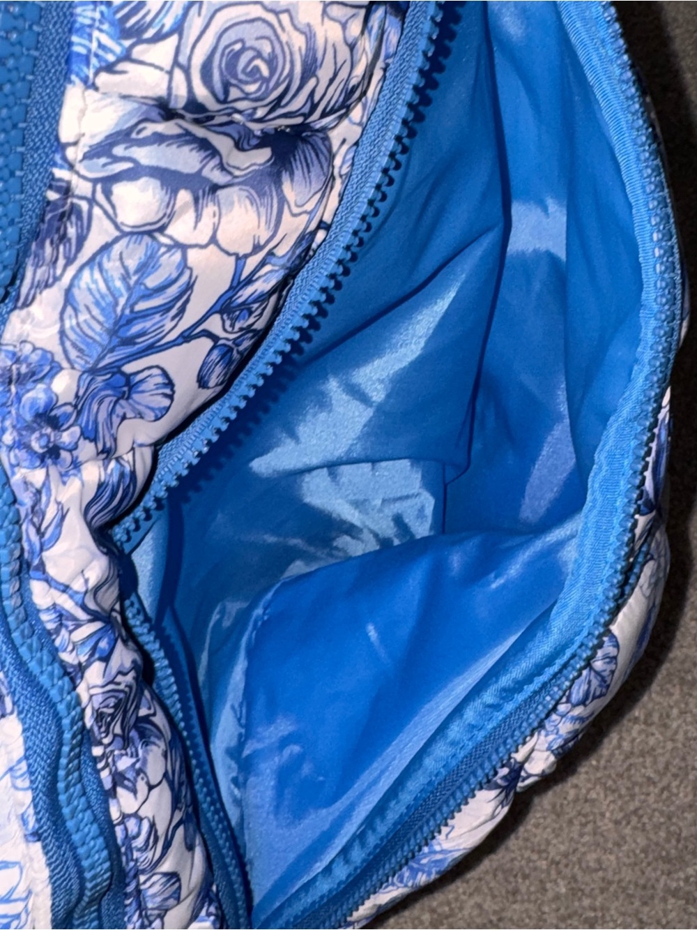 Simply Southern Quilted Crossbody Backpack - Picture 8 of 8